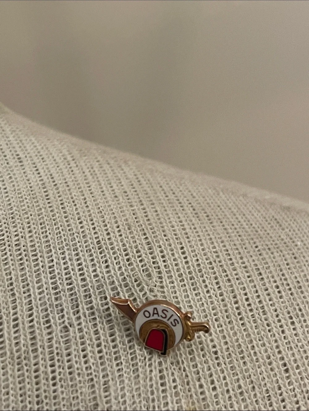 Vintage Masonic Shriners OASIS Gold-tone & Enamel Lapel Pin